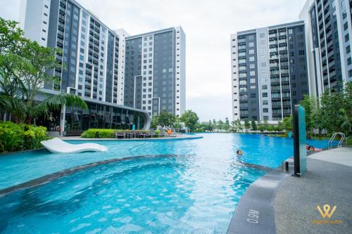 MayaBay Residence SplashMania GamudaCove by Sleepy Bear  in Bandar Gamuda Cove