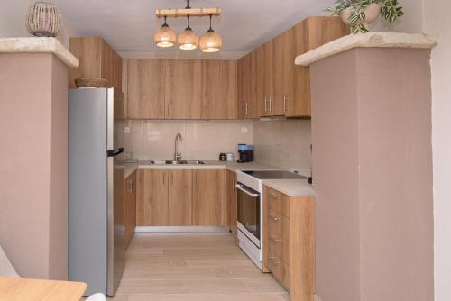 Gold Queen Apartment in Nikos Kazantzakis