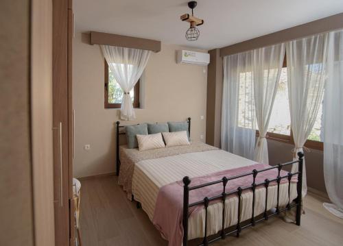 Gold Queen Apartment in Nikos Kazantzakis