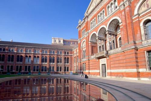 Air Con- Prime Location: Prince’s Gate Mews! 4BD - image 12