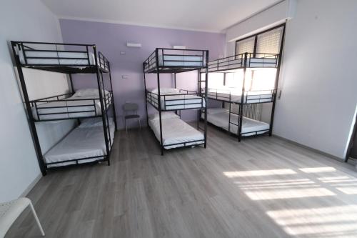 Affittacamere Hostel 3 - image 5