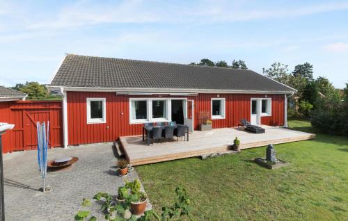  3 Bedroom Awesome Home In Glesborg in Glesborg