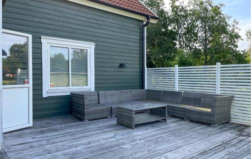 Exterior view, Cozy Home In Dorarp With Sauna in Dörarp