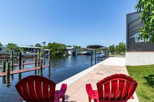 Bowline Oasis in Bokeelia