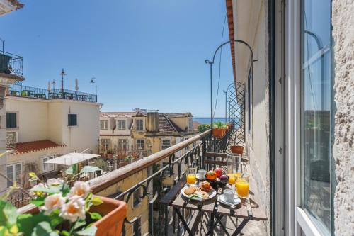 Baixa Chiado LUXURY BEDROOMS, Lisbona