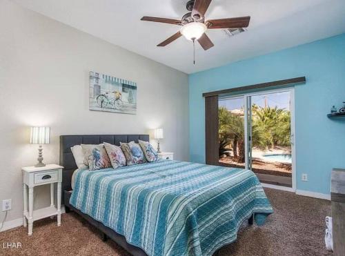 Spacious 3 BR with Pool Minutes Away from Lake