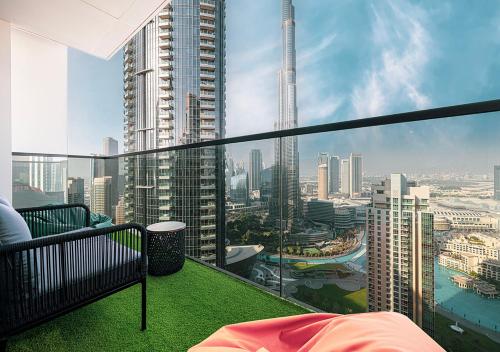 Luxury Apartment with Full Burj Khalifa and Downtown Views Dubai