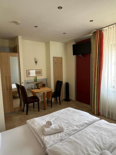 Hotel Pfälzer Hof (Hotel Pfalzer Hof) in 恩肯巴-阿爾森博爾恩