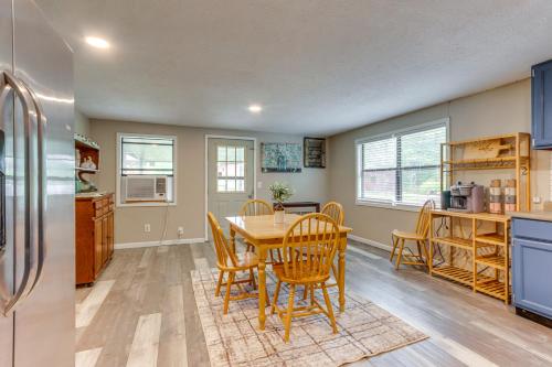 Harrison Getaway with Yard and Parking Near Fishing in Harrison, USA