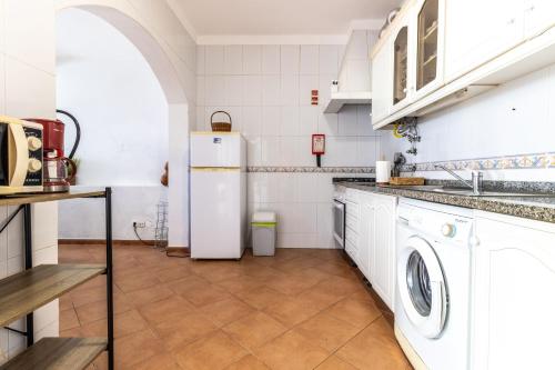 Kitchen, Urban Beach - A Algarvia in Sao Sebastiao
