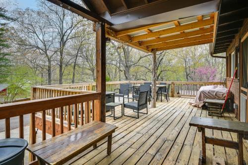 Country Escape: Log Cabin Near Kentucky Lake! in Lake City (KY)