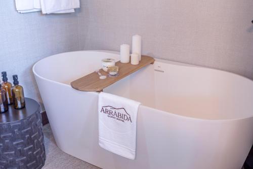 Arrabida Guest House – Setubal, SC