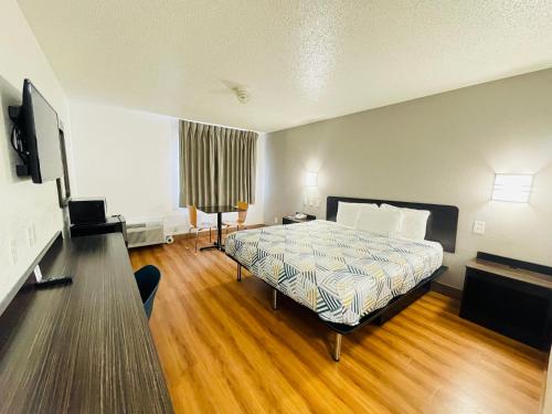 Motel 6-Duncanville TX - Dallas - image 10
