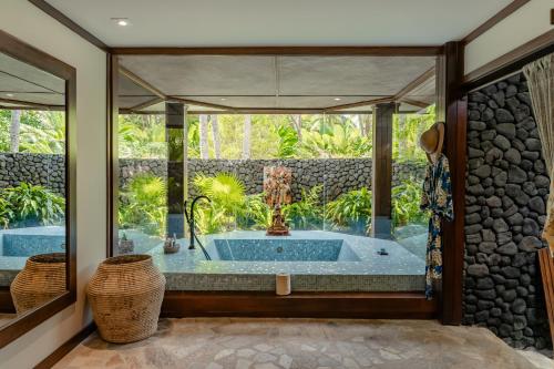Bathroom, The Wakaya Club &  Spa in Lomaiviti Islands