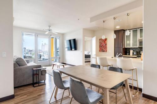 New 2 Bed Luxury Apartment LA na in Los Angeles, USA
