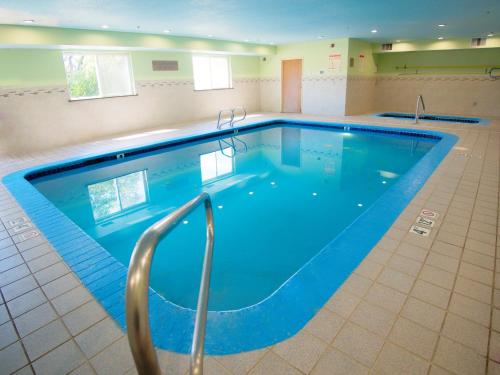 รามาดา บาย วินด์แฮม โคร์ดาลิน (Ramada by Wyndham Coeur d'Alene) in ควอดอลิน (ID)