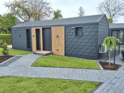 2 bedrooms, 4 beds