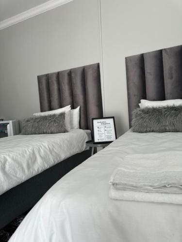 At JayRose At JayRose