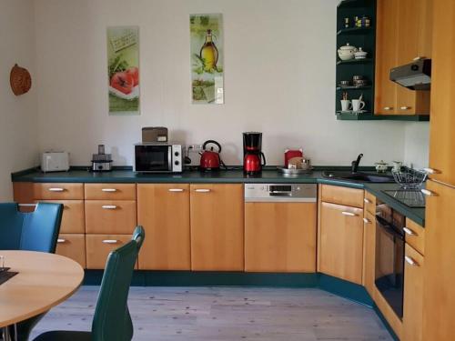 virtuve, Lovely apartment in Hesse in Berkatal