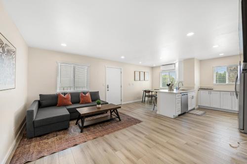 Central Hollywood Apartment, Los Angeles (fotografie 3)