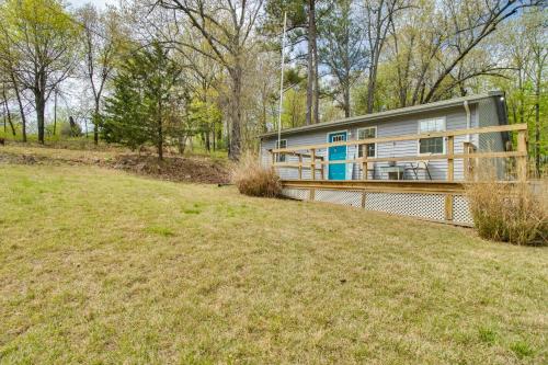 Arkansas Vacation Rental Less Than 1 Mi to Norfork Lake in Mountain Home, USA