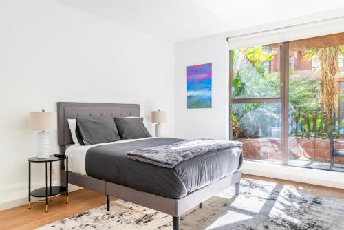 Hollywood 2 Bed Luxury LA Condo na