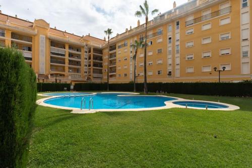 Apartamento en Denia con piscina, centrico, playa