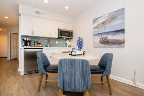 Kitchen, Premium Villa - Ocean View - SEASCAPE - Heated 80 Degree Pools - Relaxing Fireplace - Ground Level in Rio Del Mar (CA)