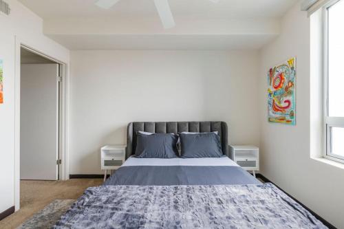 New 2Bed Upscale LA Apartment na in Los Angeles, USA