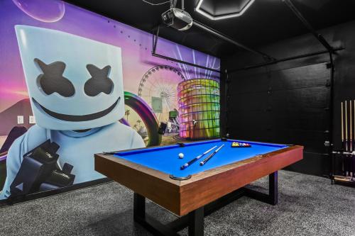 Breakfast Club 100K Game Room Breakfast Club 100K Game Room