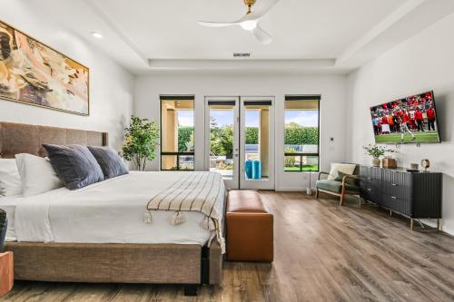 Breakfast Club 100K Game Room Breakfast Club 100K Game Room