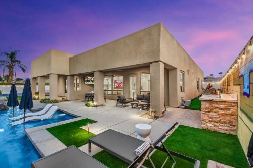 Breakfast Club 100K Game Room Breakfast Club 100K Game Room