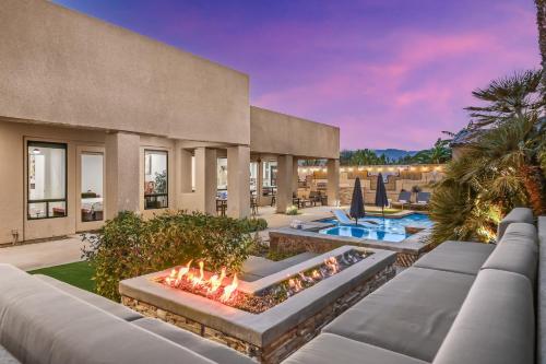 Breakfast Club 100K Game Room Breakfast Club 100K Game Room