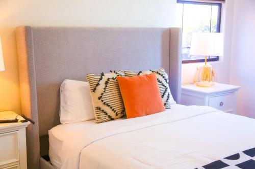 Breakfast Club 100K Game Room Breakfast Club 100K Game Room