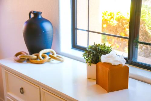 Breakfast Club 100K Game Room Breakfast Club 100K Game Room