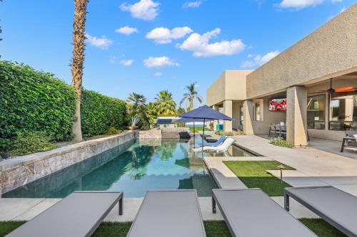 Breakfast Club 100K Game Room Breakfast Club 100K Game Room