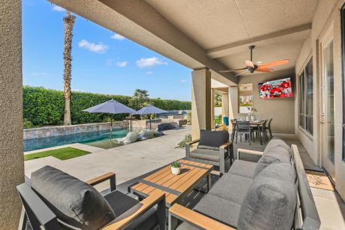 Breakfast Club 100K Game Room Breakfast Club 100K Game Room