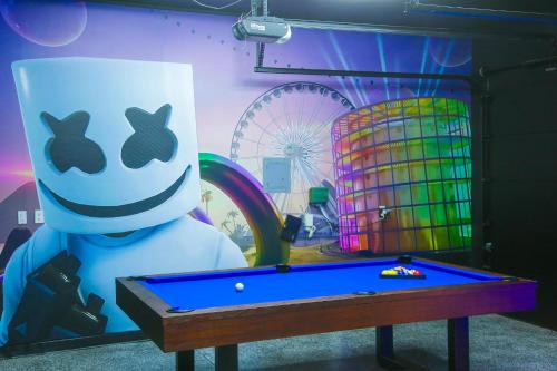 Breakfast Club 100K Game Room Breakfast Club 100K Game Room