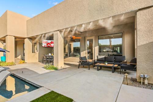 Breakfast Club 100K Game Room Breakfast Club 100K Game Room