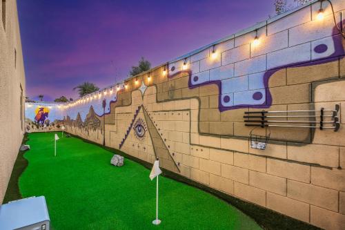 Breakfast Club 100K Game Room Breakfast Club 100K Game Room