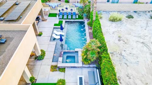 Breakfast Club 100K Game Room Breakfast Club 100K Game Room