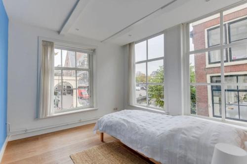 Hoogwaardig afgewerkt loft in oude stadscentrum