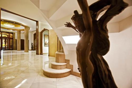 Hotel Astoria - image 6