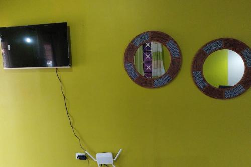 Humming Bird Inn-Homely and quiet in Old Harbour