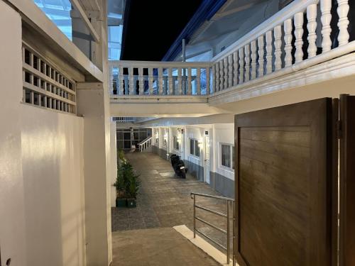 شرفة/ تراس, Bolabog Beach Resort in Bulabog Beach