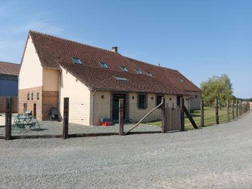 Gîte spacieux à Happonvilliers avec jardin privatif, accueil jusqu'à 14 personnes, animaux admis - FR-1-581-139 gîte à louer Domaine du Bois-Landry