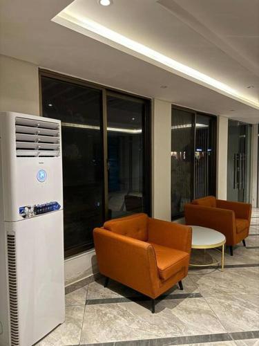 The Executive 1BHK Luxury Apt Self Check-in - image 8