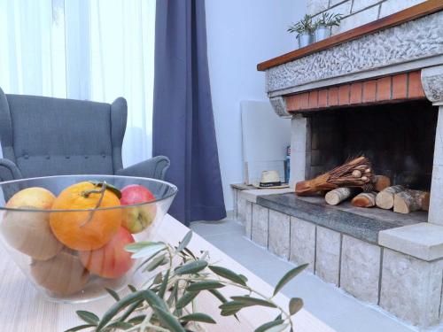 設施, Holiday Home Rosemary-Three Bedroom Holiday Home with Terrace and Partial Sea View in 科馬爾拿
