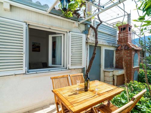 Apartments Vulicevic - Apartment Vulicevic A2 free private parking