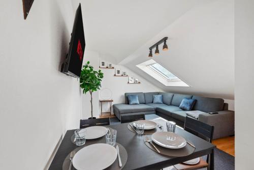 BackHome - BUSINESS&FAMILY - Parken, 3-Zimmer, SmartTV, Balkon, Waschmaschine, ruhige Stadtrand-Lage, Netflix, 60qm, 24h Checkin in Ludwigsburg, Deutschland